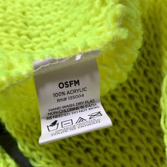 Fluorescent/chartreuse infinity scarf - Picture 3 of 3